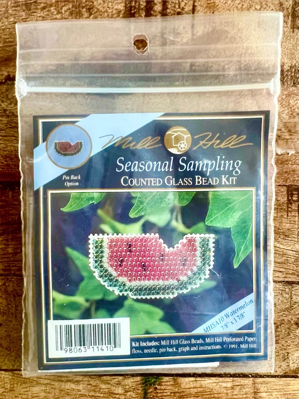 Vintage 1991 Mill Hill Watermelon Counted Glass Bead Pin Kit MHSA10 NOS New Pin
